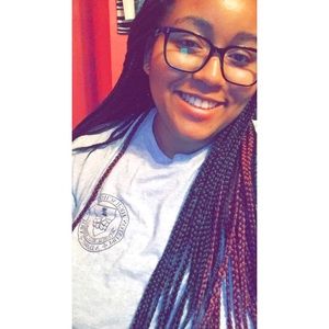 Meet your Posher, Jessica